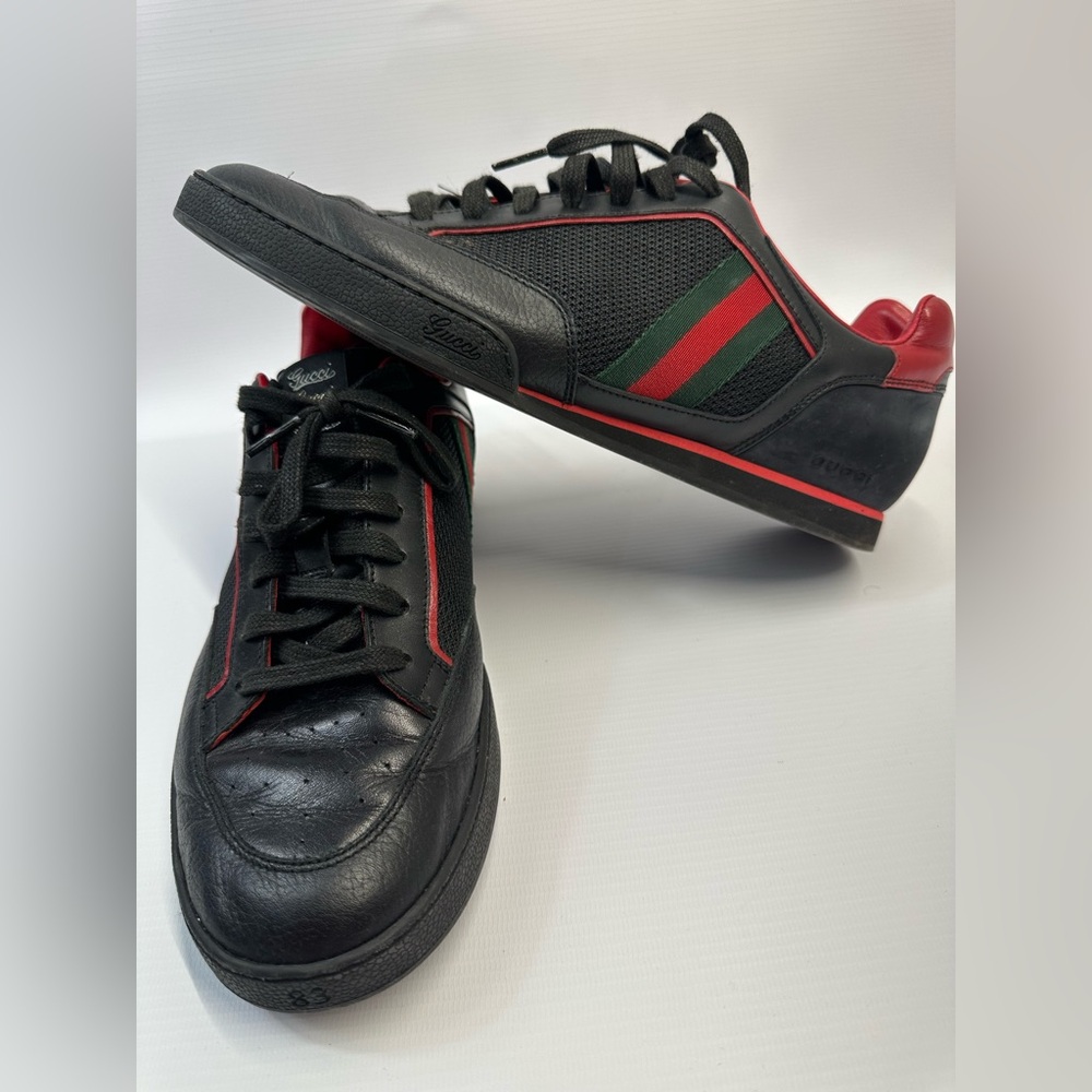 Gucci Black/Red Leather and Mesh Vintage Tennis Sneakers